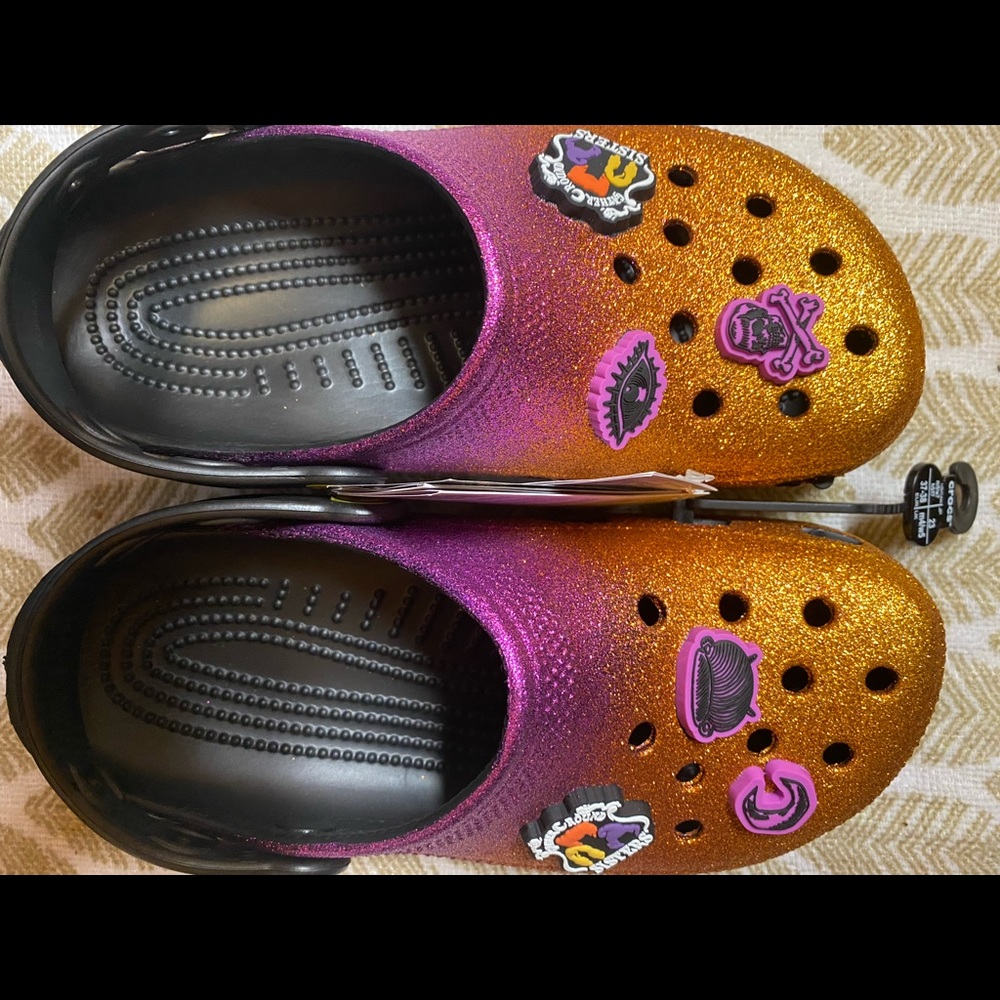 Disney Parks Hocus Pocus Croc clogs|🎃🧙‍♀️🧙‍♀️🧙‍♀️👻|size 7|NWT